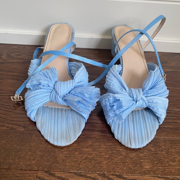 Blue Bow Sandals (perfect for wedding shoe) - Picture 5 of 5
